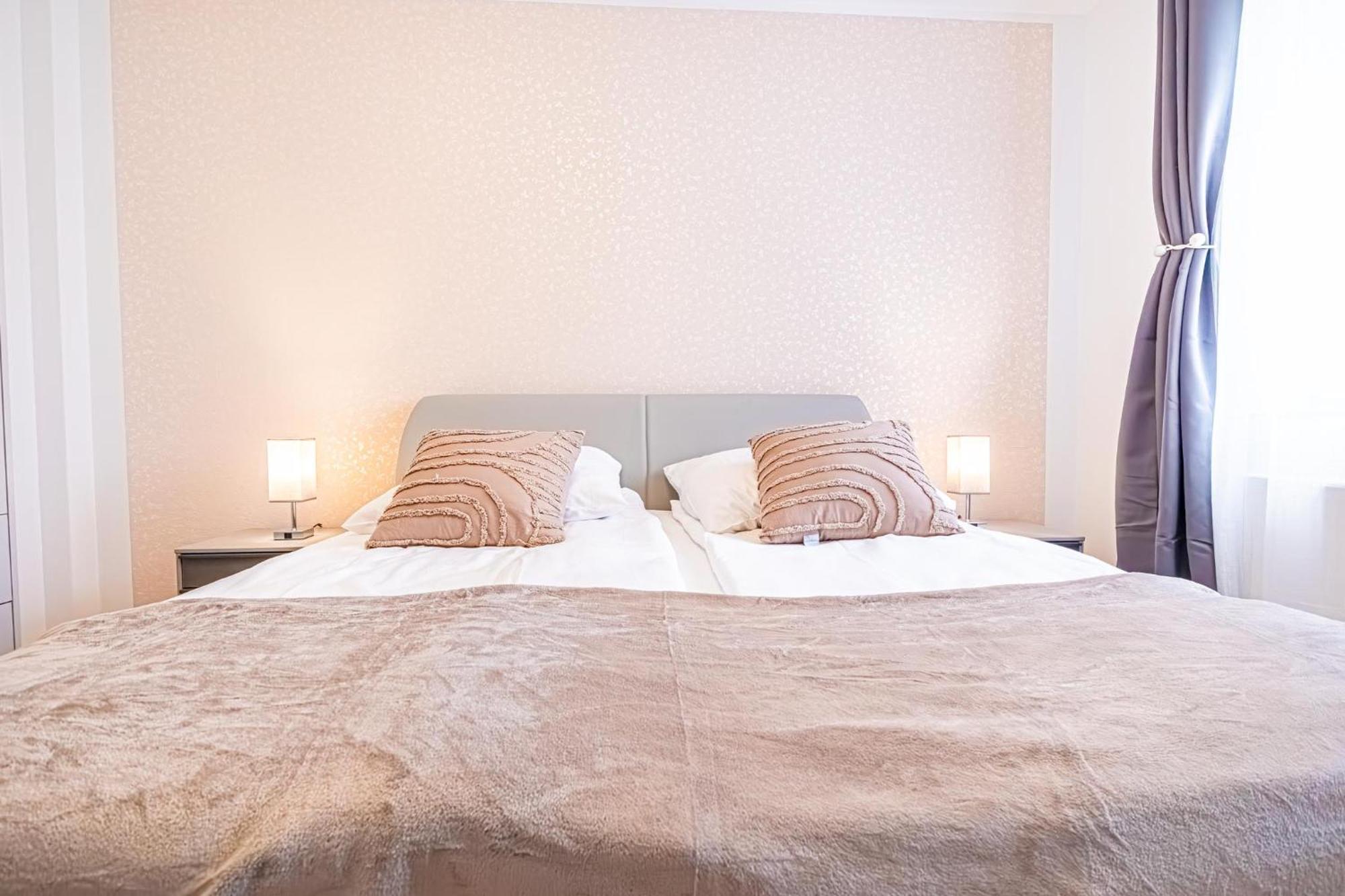 Charming 1Br And 1Lr Apt Modern Design Donaustadt Відень Екстер'єр фото
