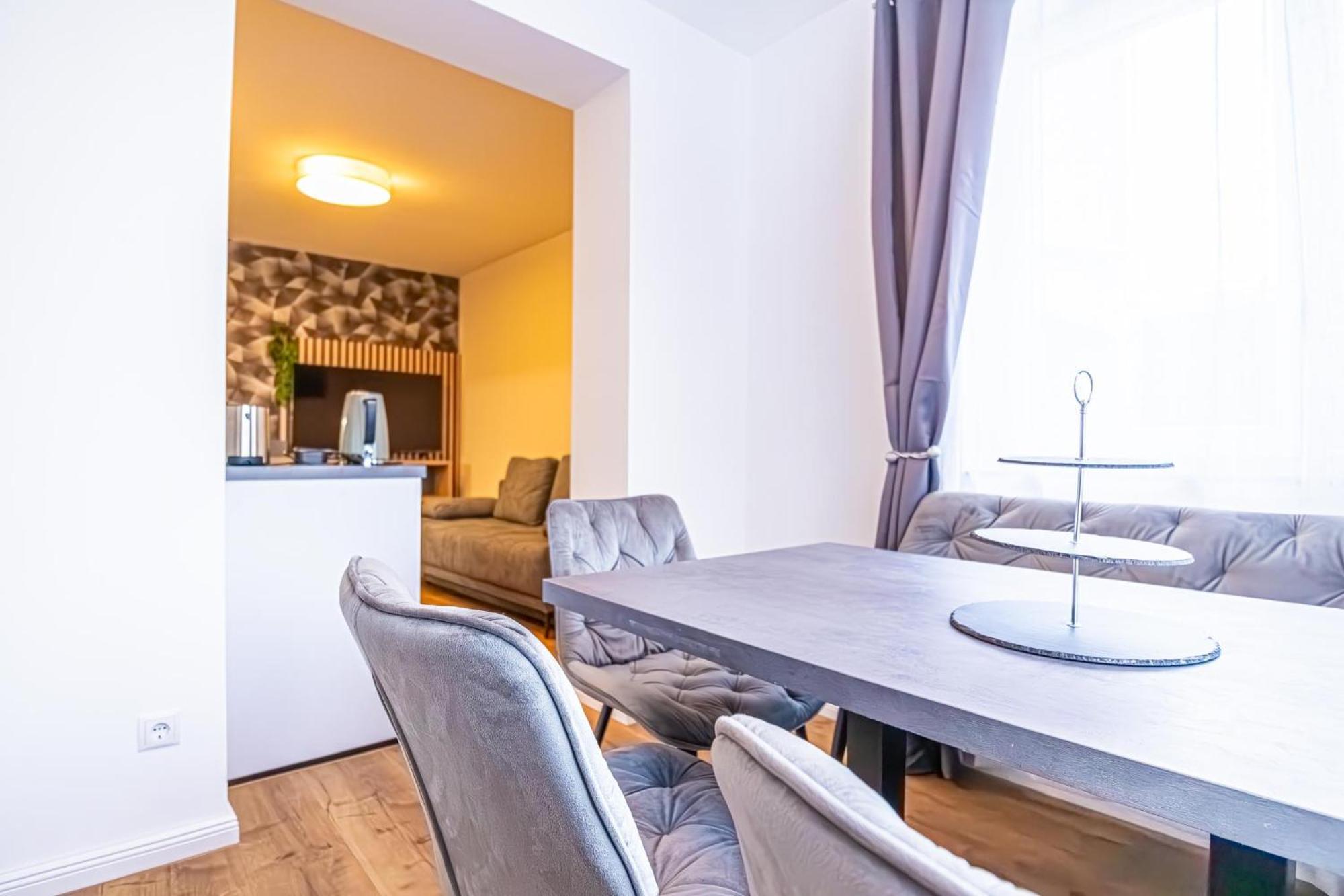Charming 1Br And 1Lr Apt Modern Design Donaustadt Відень Екстер'єр фото